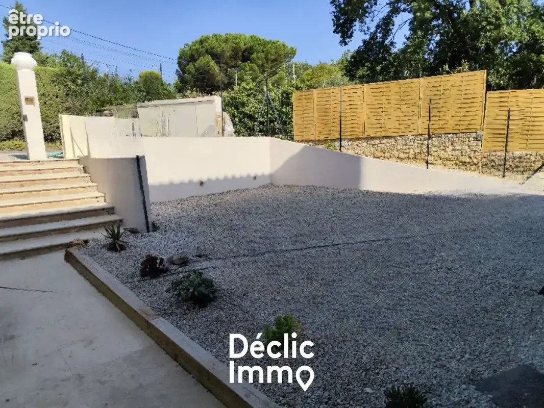 Appartement - 2 pieces - jardin - une place de parking - mouans sartoux - photo 6