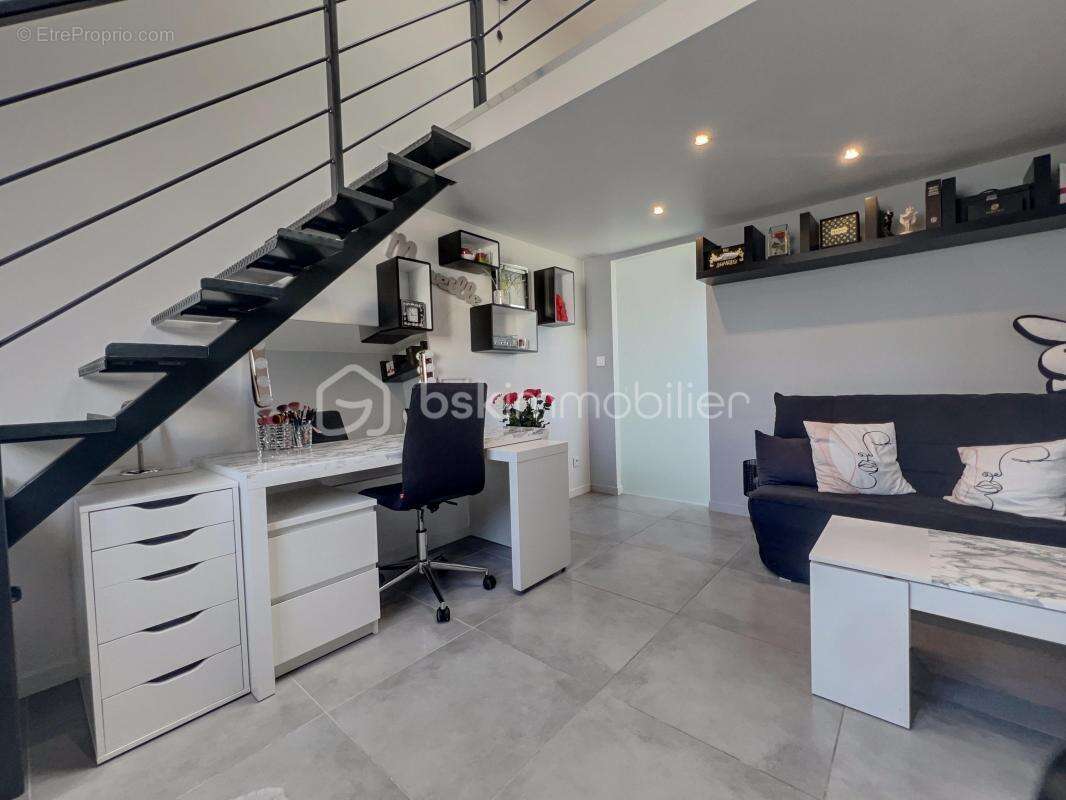 Maison à CAUMONT-SUR-DURANCE