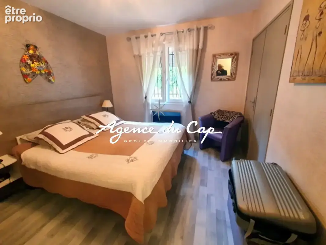 Les issambres , villa 185 m² , 5 pièces , vue degagée jusqu'à la mer - photo 11