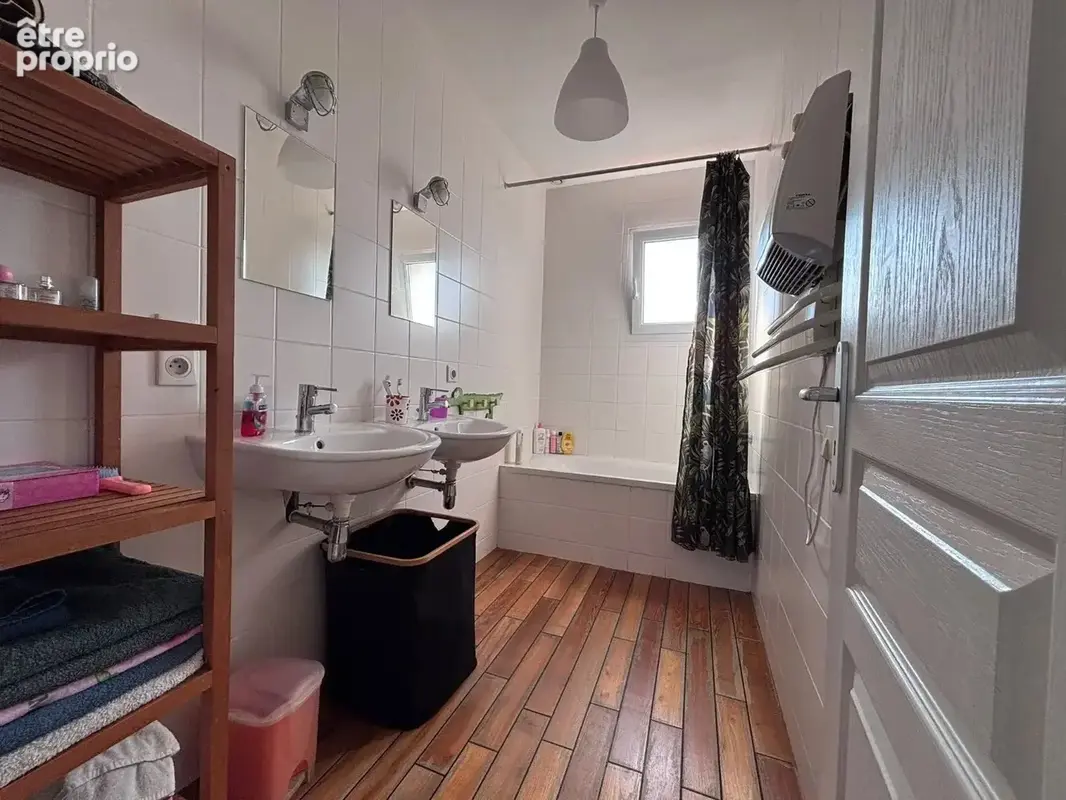 Rare  à Gruissan Mateille villa R+1 142 m² hab - photo 10
