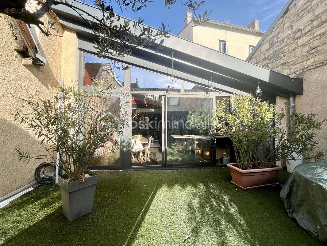 Appartement à VILLEFRANCHE-SUR-SAONE