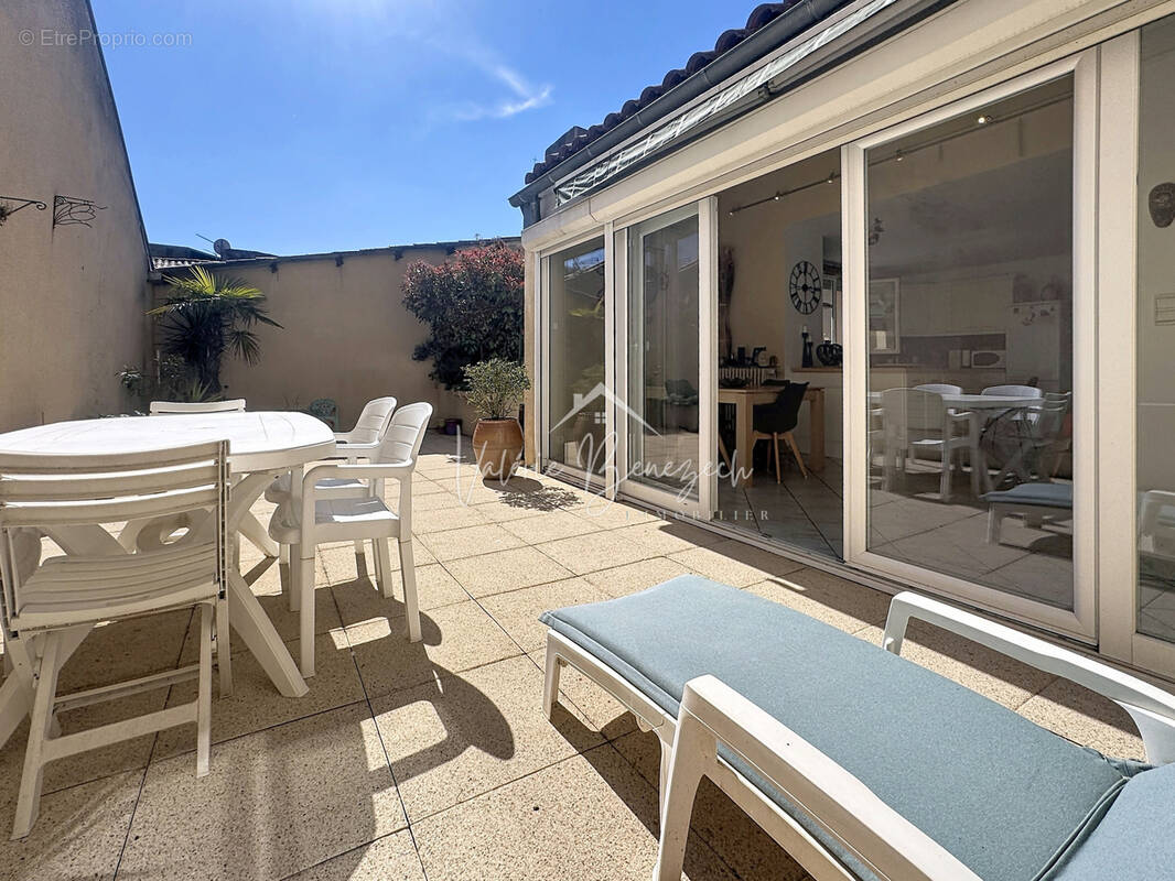 Appartement à SAINT-AFFRIQUE