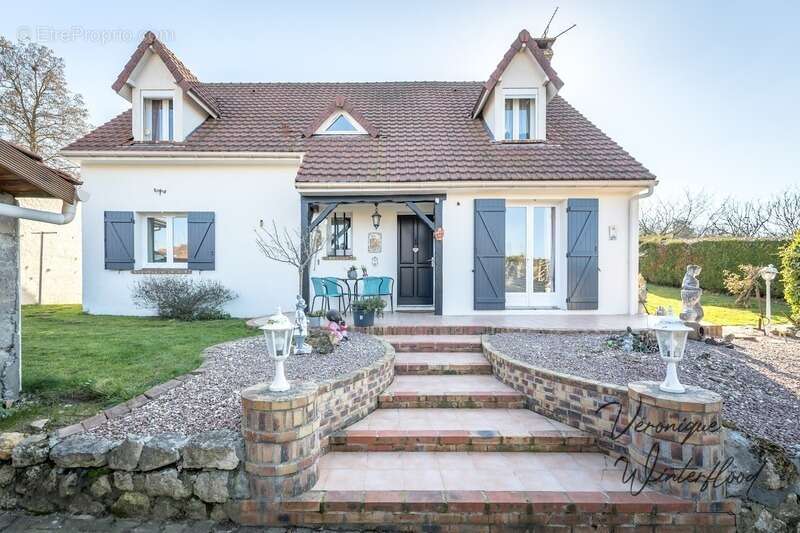 Maison à MANTES-LA-VILLE