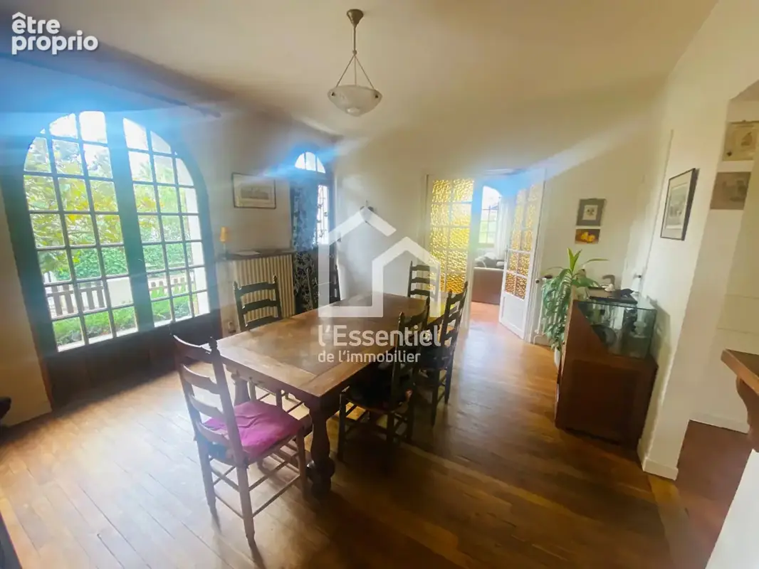 A vendre - maison de charme - 123m² - sous sol total - photo 2