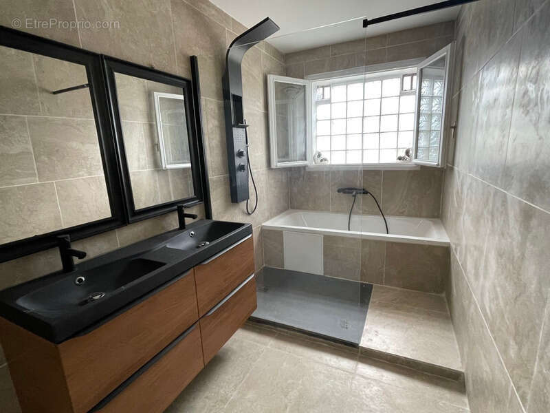 Appartement à PEROLS