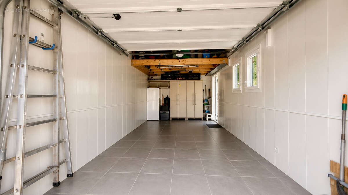 À pied des plages villa récente avec piscine chauffée garage 3 chambres - photo 17