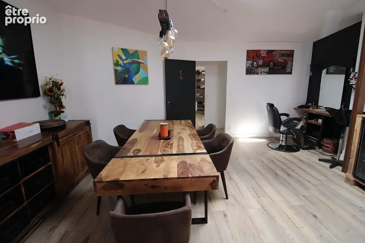 Appartement à vendre à Trélazé avec une terrasse et un garage attenant - photo 2
