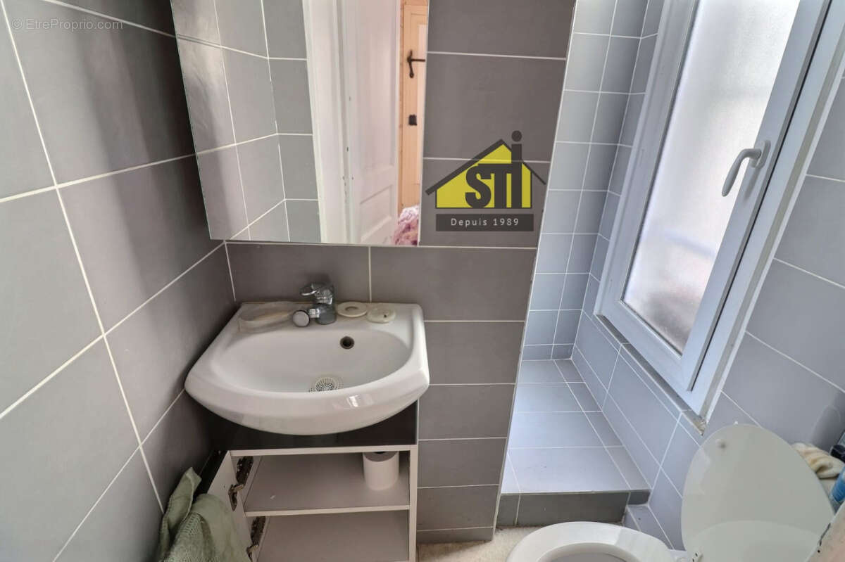 Appartement à PARIS-14E