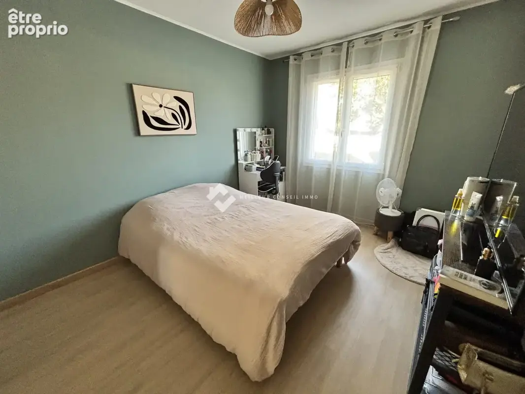 Maison 9 pièces 159 m² à vendre à Neuville-De-Poitou (86170) - photo 8