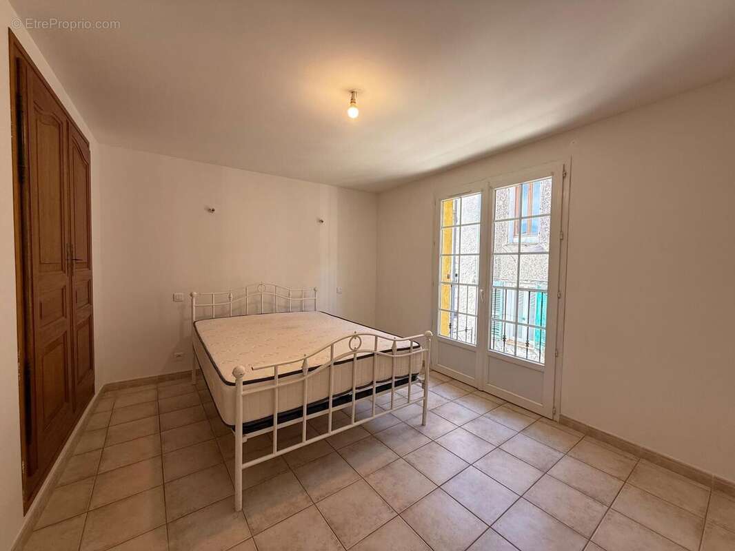 Photo 8 - Maison à COLLOBRIERES