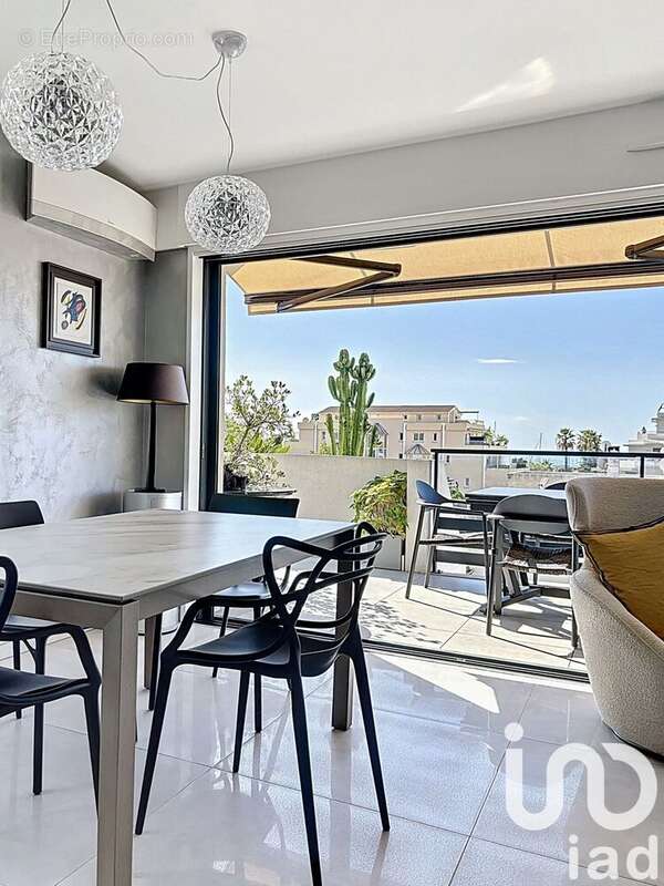 Photo 9 - Appartement à SAINT-LAURENT-DU-VAR