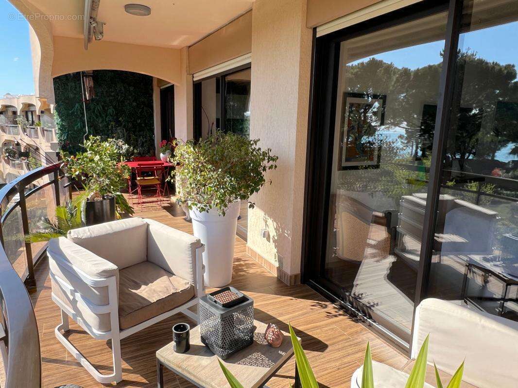 Appartement à VILLENEUVE-LOUBET