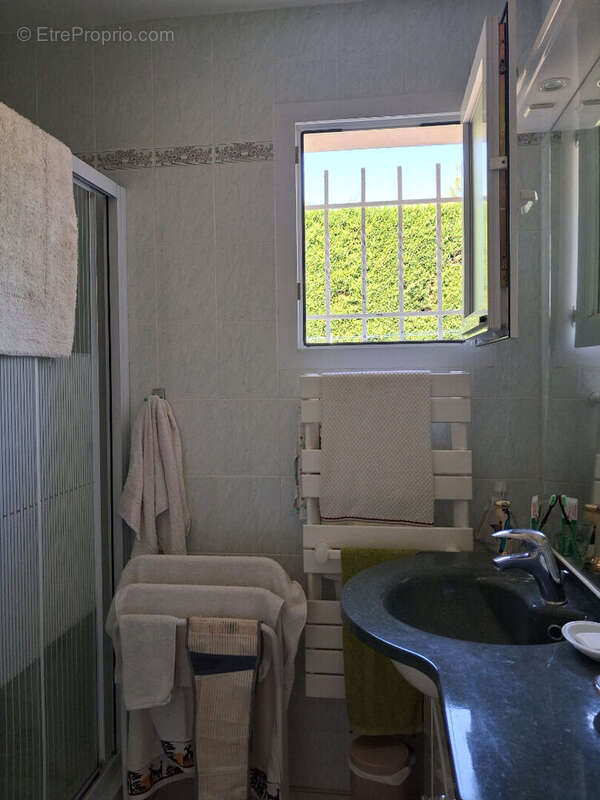Maison à LA BREE-LES-BAINS