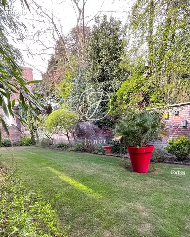 La Madeleine - ROMARIN - Maison à vendre - 350m² - 7 chambres - Terrasse - Jardin - Garages - photo 21