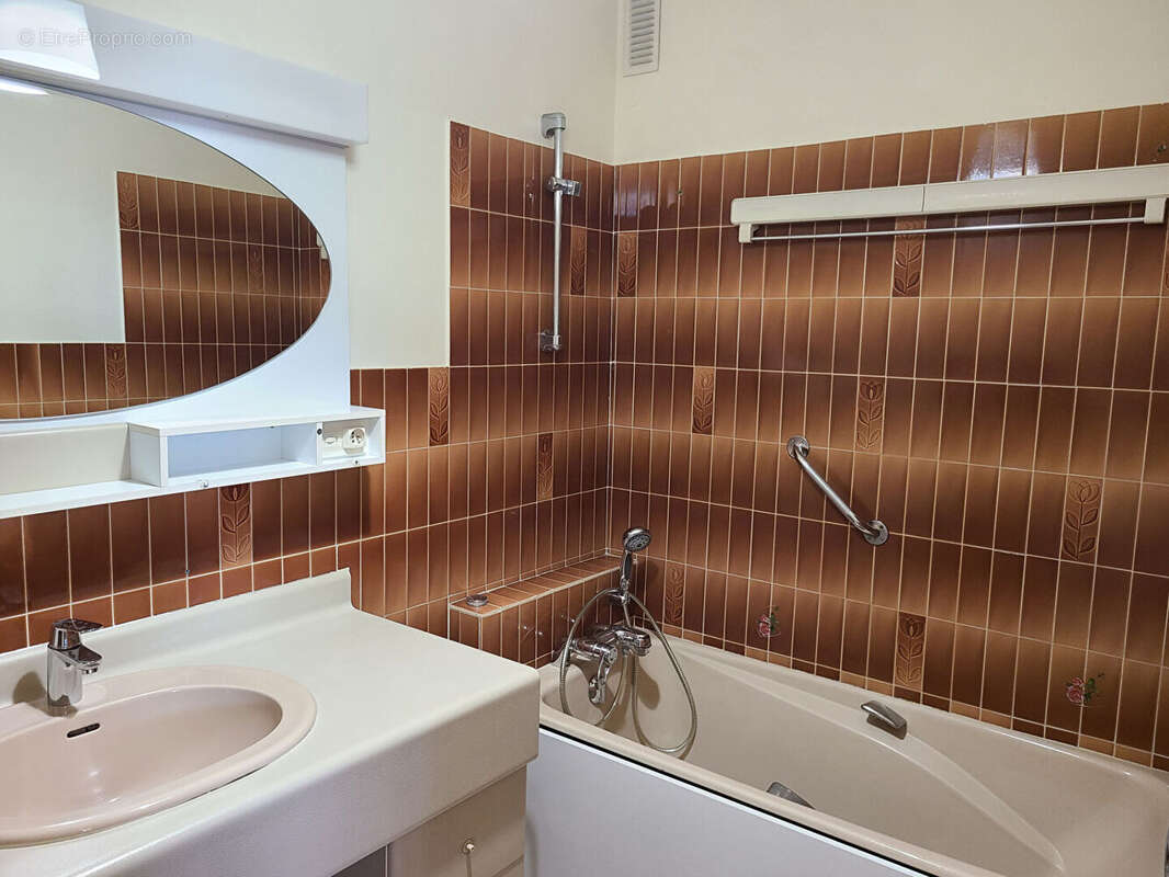 Appartement à FONTENAY-LE-FLEURY