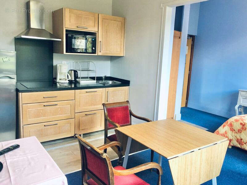 Commerce à BOURBON-L&#039;ARCHAMBAULT