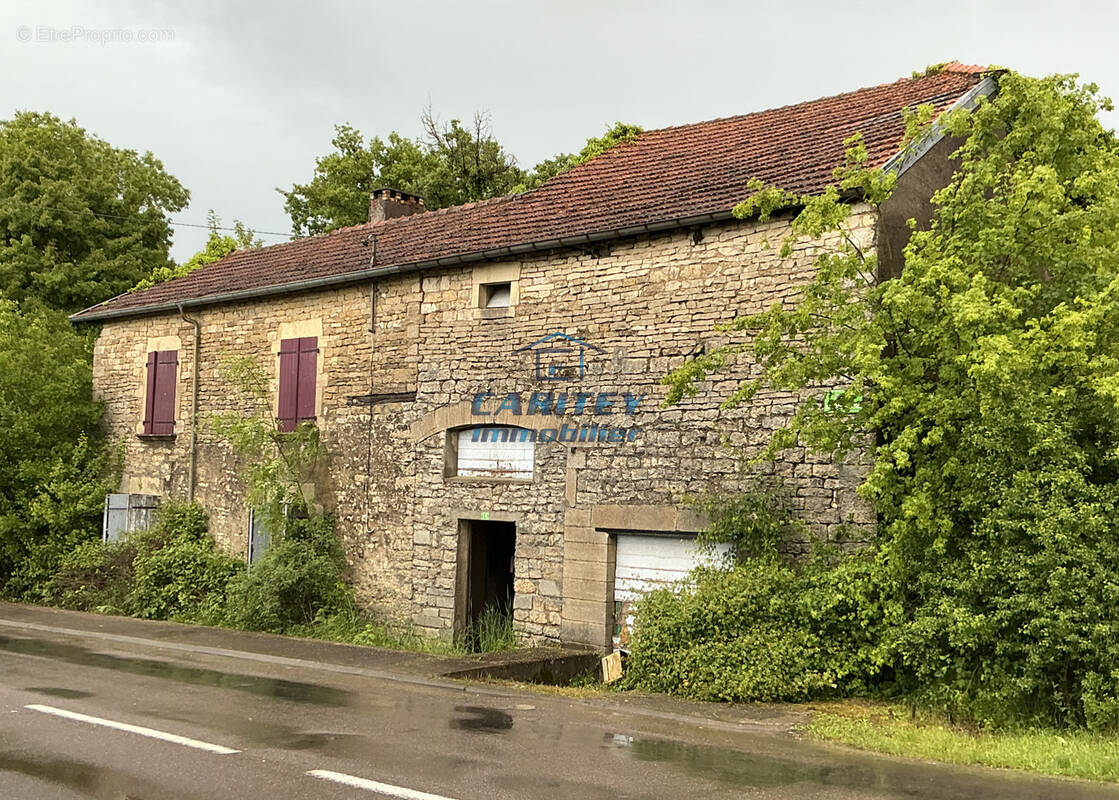 Maison à VAITE