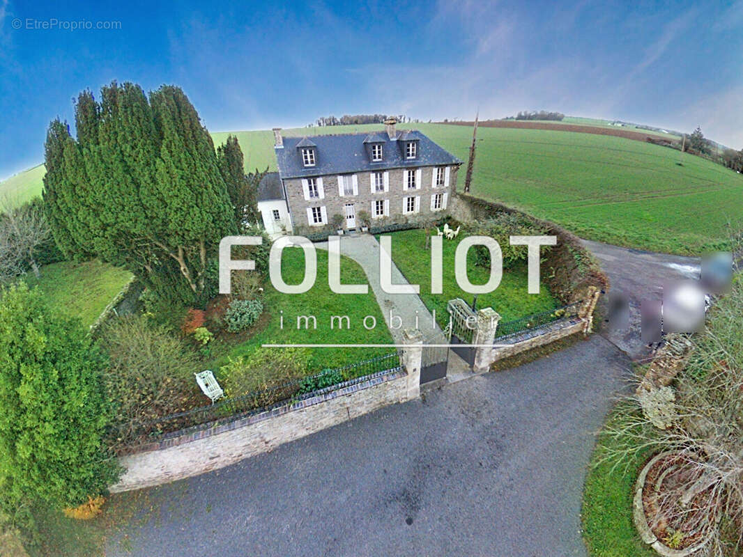 A vendre, proche de Caen Manoir revisité en coeur de campagne Normande. Élégance et caractère depuis 1780 - photo 10