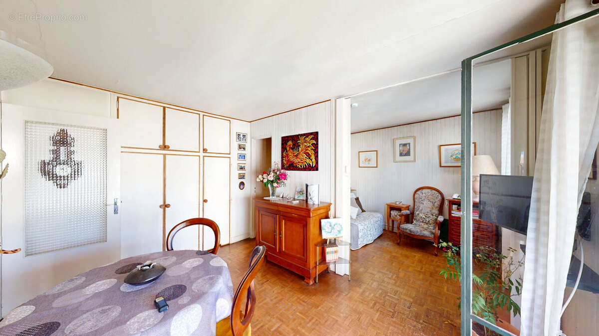 Appartement à MAISONS-ALFORT