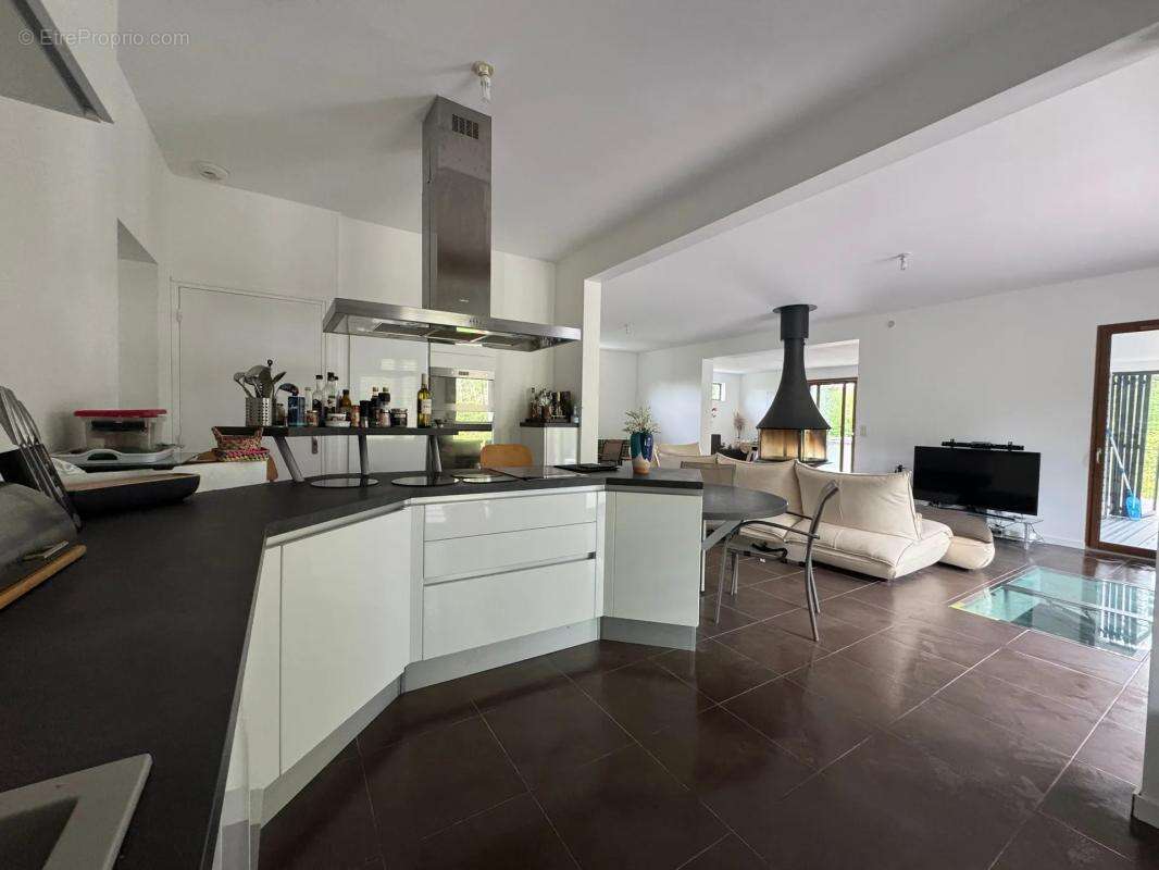 Maison à NOGENT-L&#039;ARTAUD