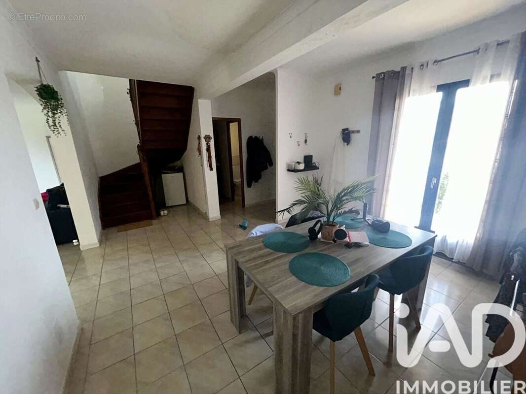 Photo 6 - Maison à LUNEL-VIEL