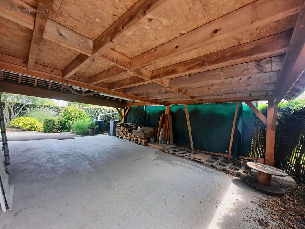 Maison à CINQ-MARS-LA-PILE