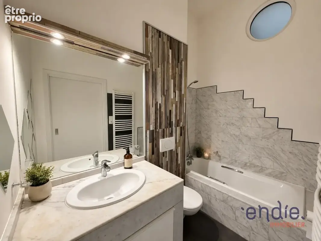 Appartement atypique 4 pièces avec jardin et parking dans un cadre exceptionnel - photo 8
