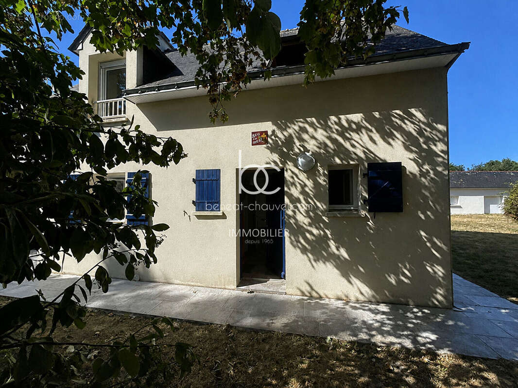 EXCLUSIVITÉ SARZEAU - Maison de 79 m² avec jardinet, proche du Golfe du Morbihan - photo 11