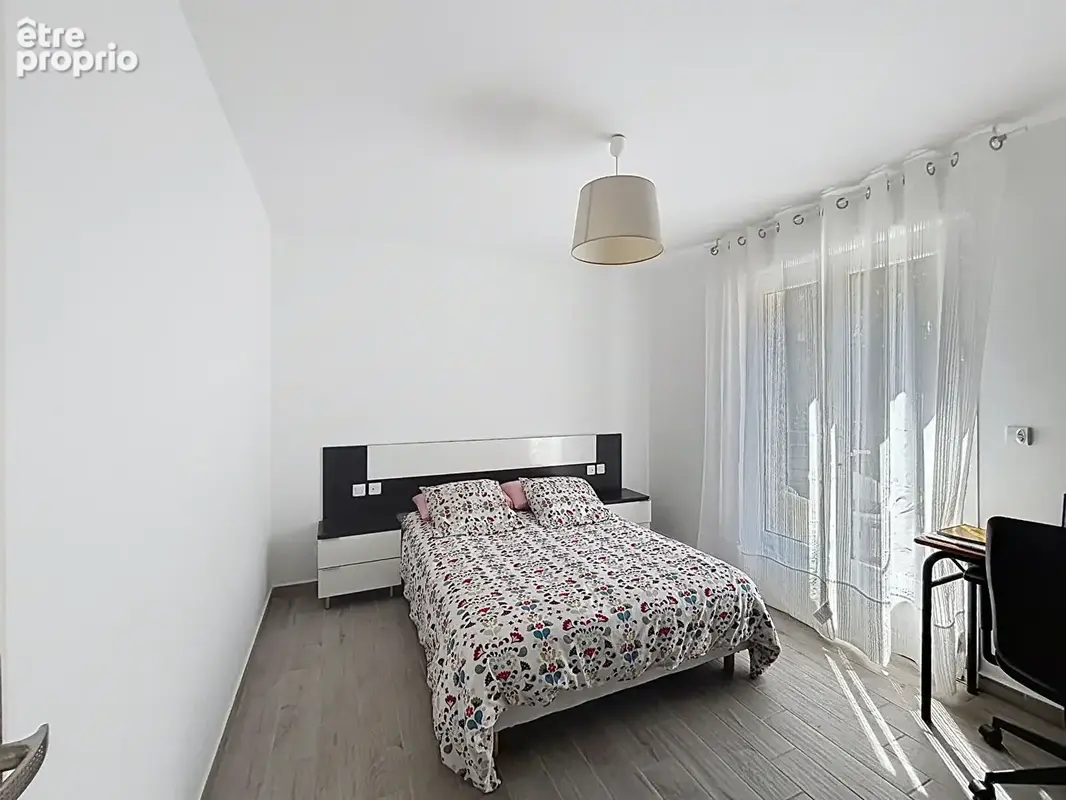 Appartement Gardanne 3 pièce(s) 78.28 m2 - photo 8