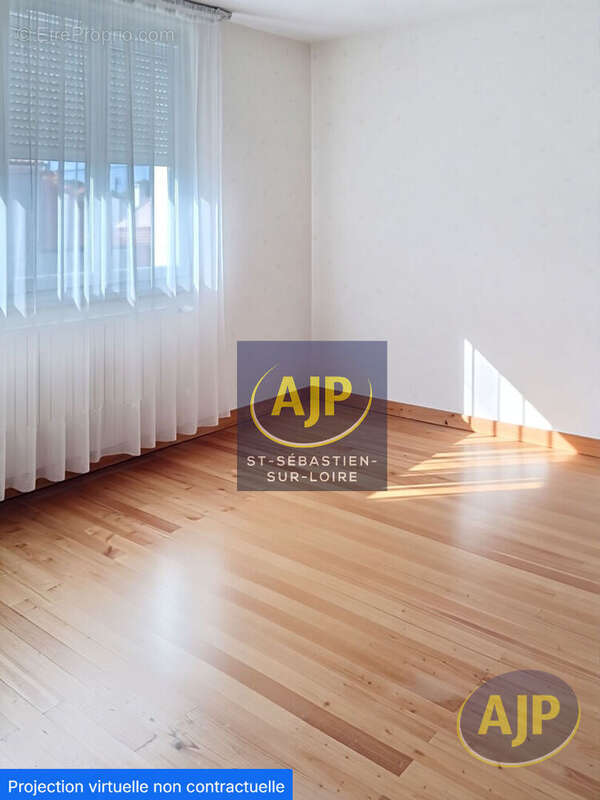 Maison à SAINT-SEBASTIEN-SUR-LOIRE