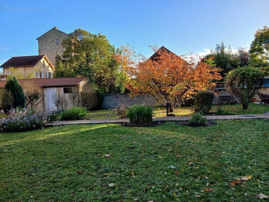 Appartement à HOUILLES