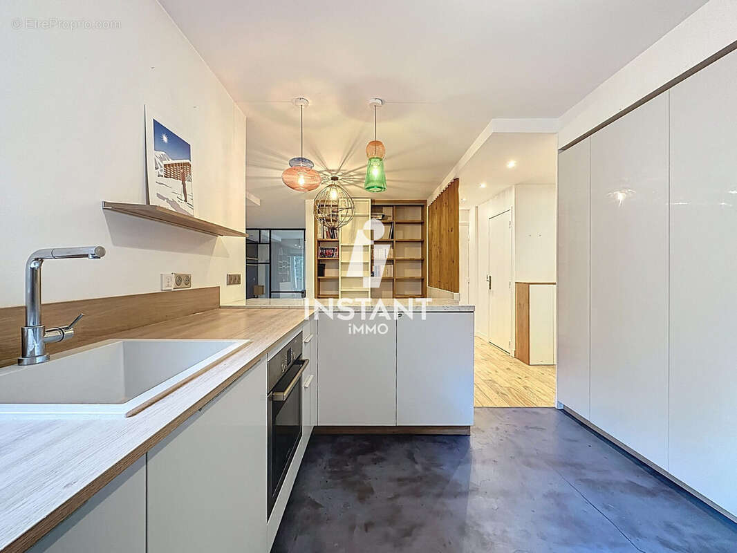 Appartement à PARIS-12E