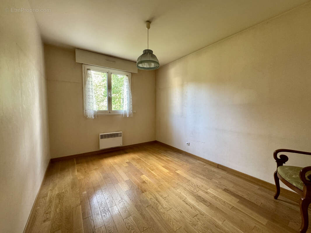 Appartement à LE PERREUX-SUR-MARNE