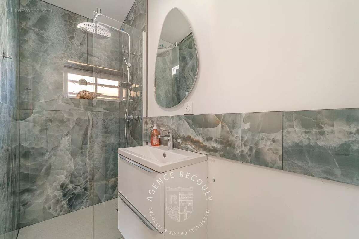 Maison à MARSEILLE-8E