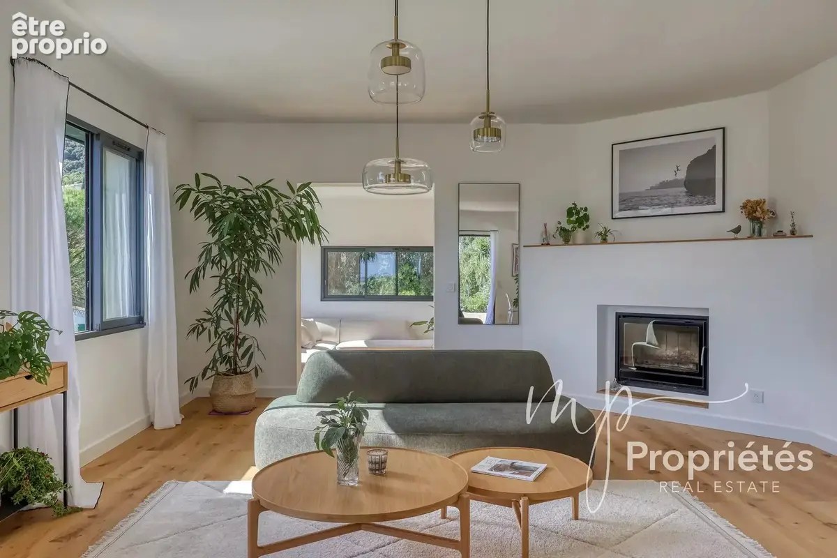 À VENDRE – Cavalaire-sur-Mer – Villa contemporaine avec vue mer 4 suites et prestations haut de gamme - photo 13