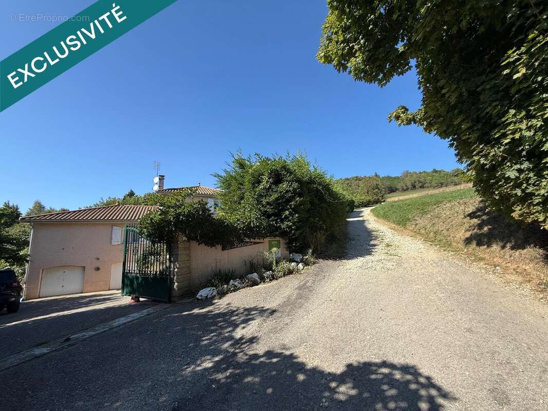 Photo 3 - Maison à LA COTE-SAINT-ANDRE