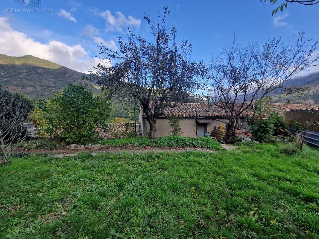 Maison à BELVIANES-ET-CAVIRAC