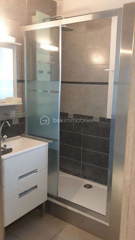 Appartement à SAINT-MARTIN-D&#039;HERES