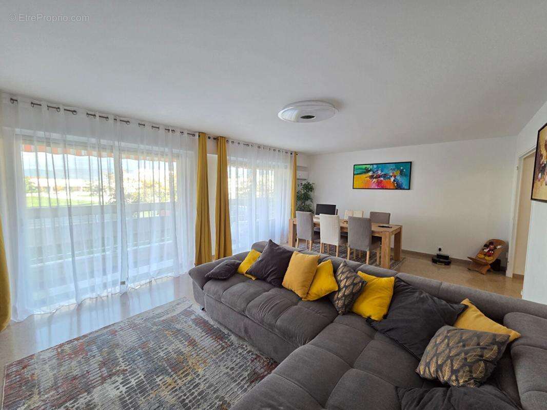 Appartement à MONTELIMAR
