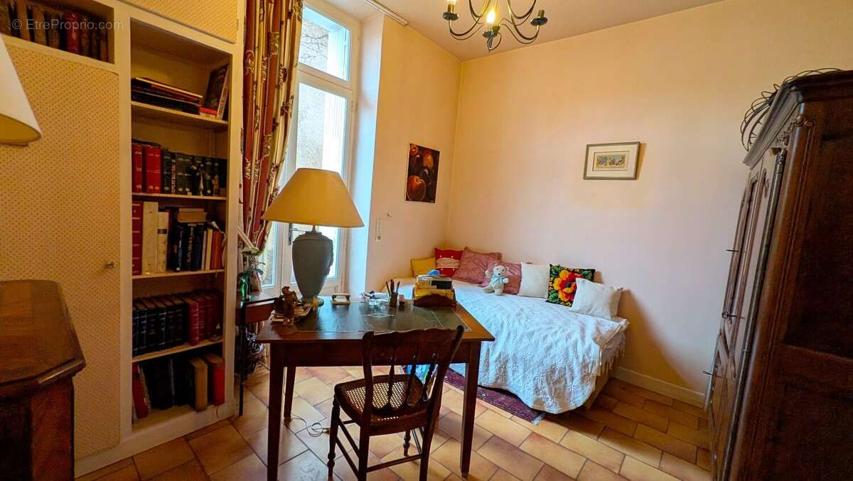 Maison à MORIERES-LES-AVIGNON