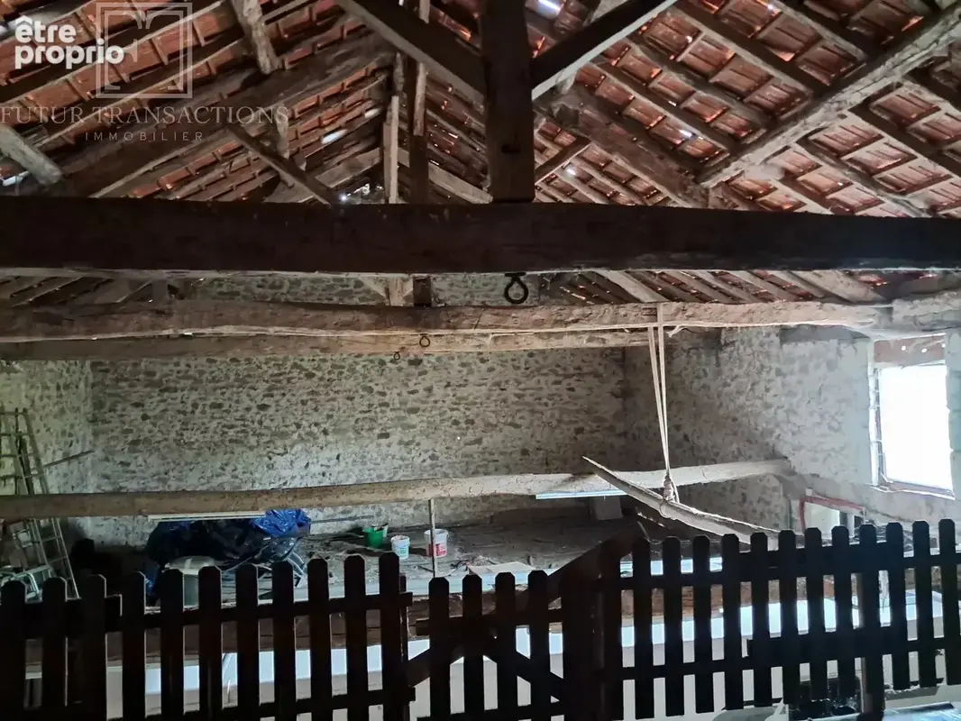 Maison de caractère sur 8175 m² - photo 17