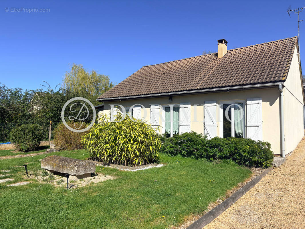 Maison à BRETEUIL