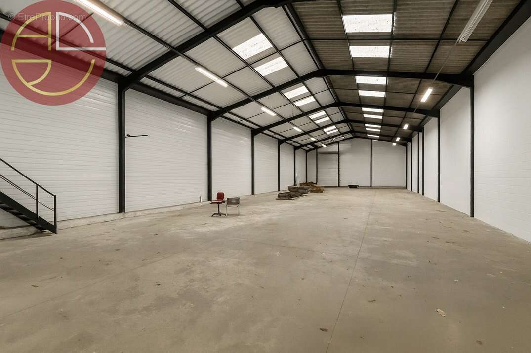 Commerce à LESPINASSE