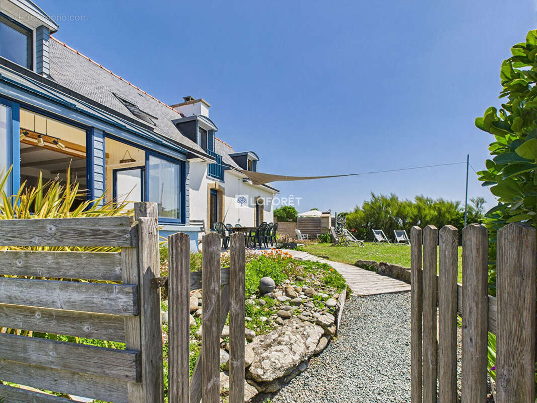 Maison à PLOUHINEC