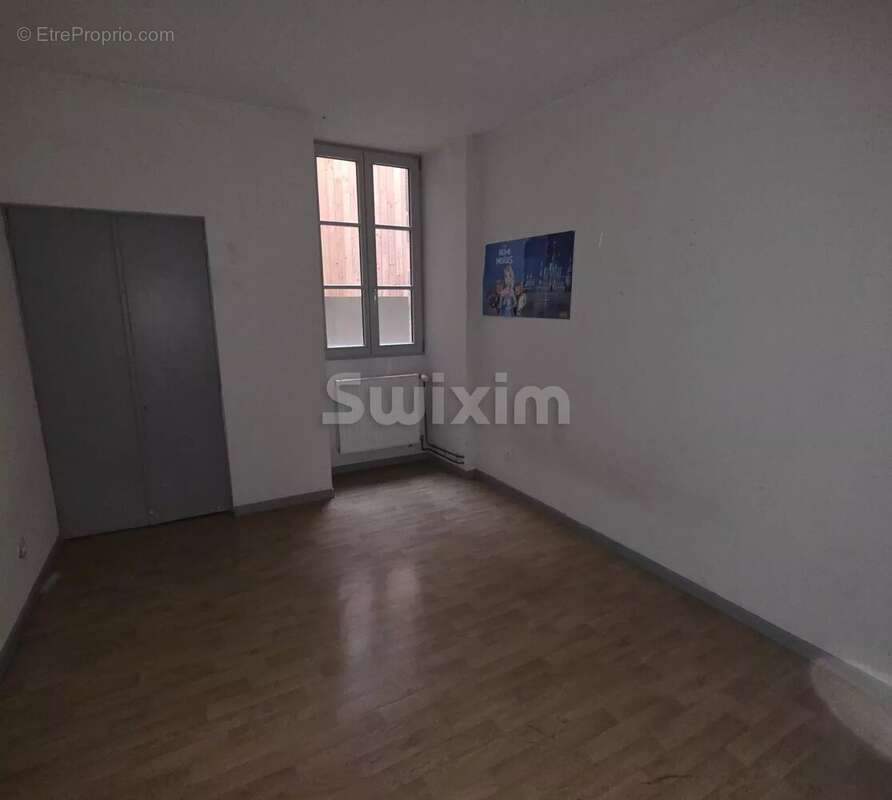 Appartement à POLIGNY