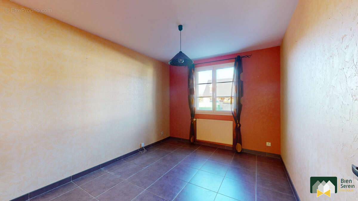 Maison à CHAMPHOL