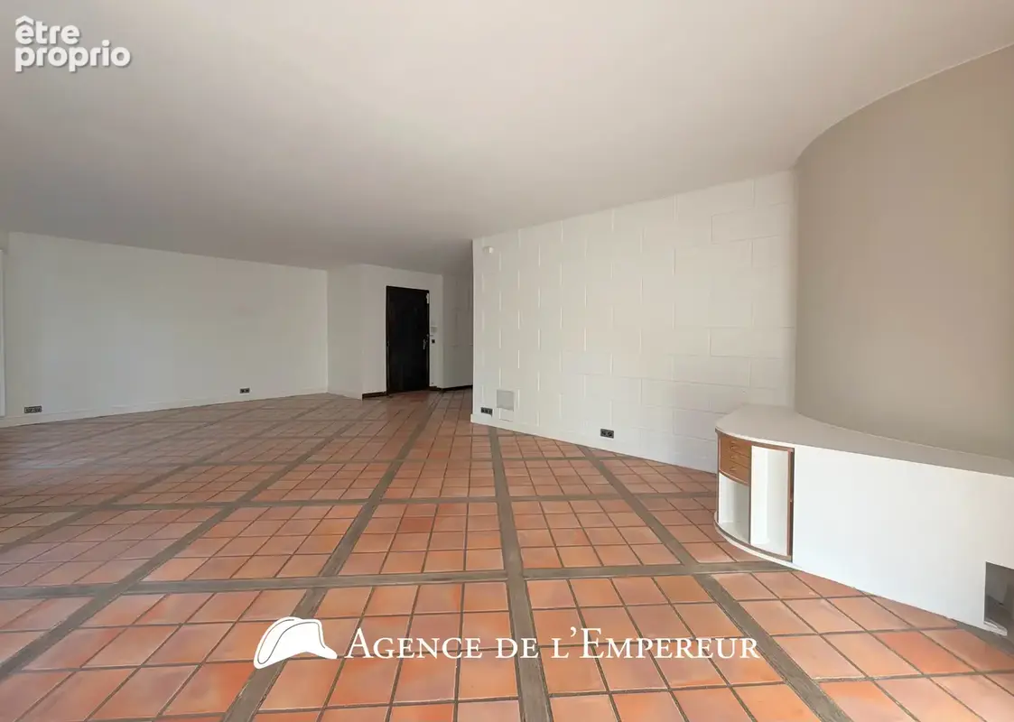 Rez-de-jardin 120 m2 Rueil Richelieu/Châtaigneraie - photo 4