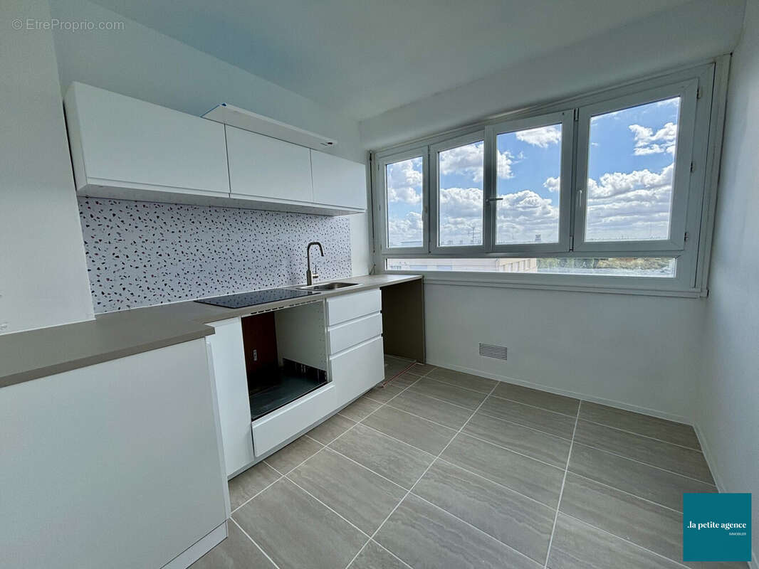 Appartement 54 m² à Herouville-Saint-Clair  - photo 5