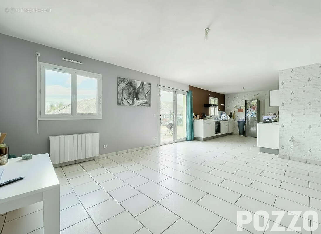 A vendre. st clair sur elle. plain-pied. 3 chb. centre bourg. - photo 17
