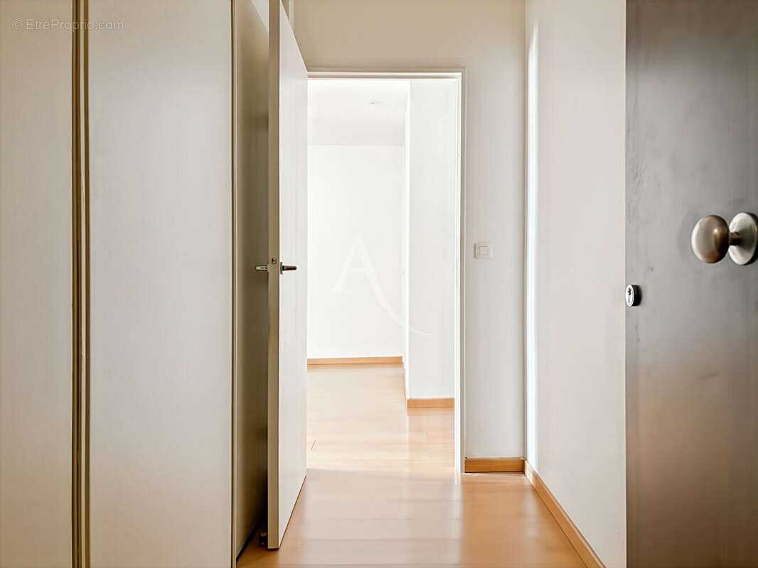 Exclusivité  Boulogne-Billancourt Rue de Sèvres  Studio de 28 m²  DPE C  Idéal investissement - photo 6